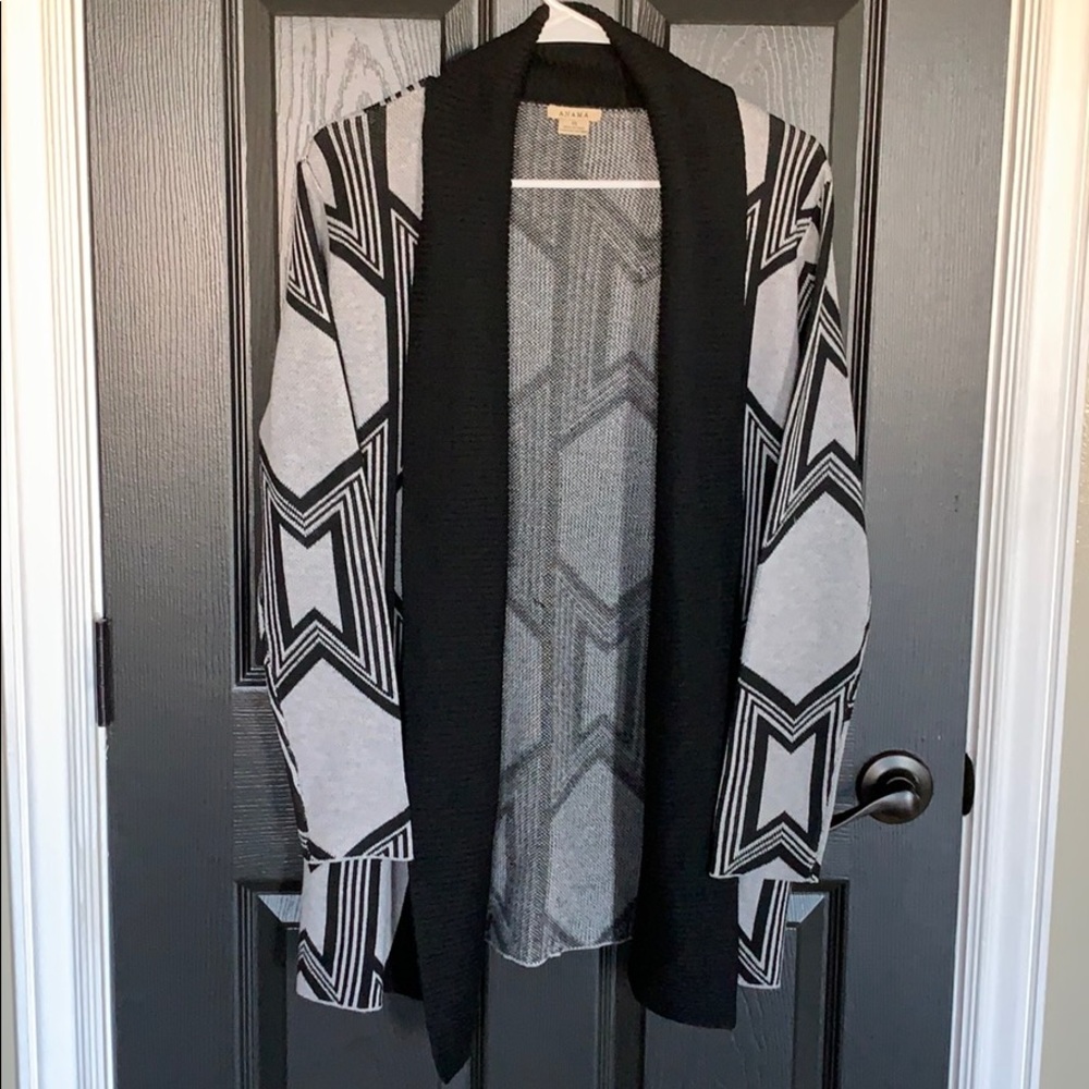 Anama Women’s Cardigan
